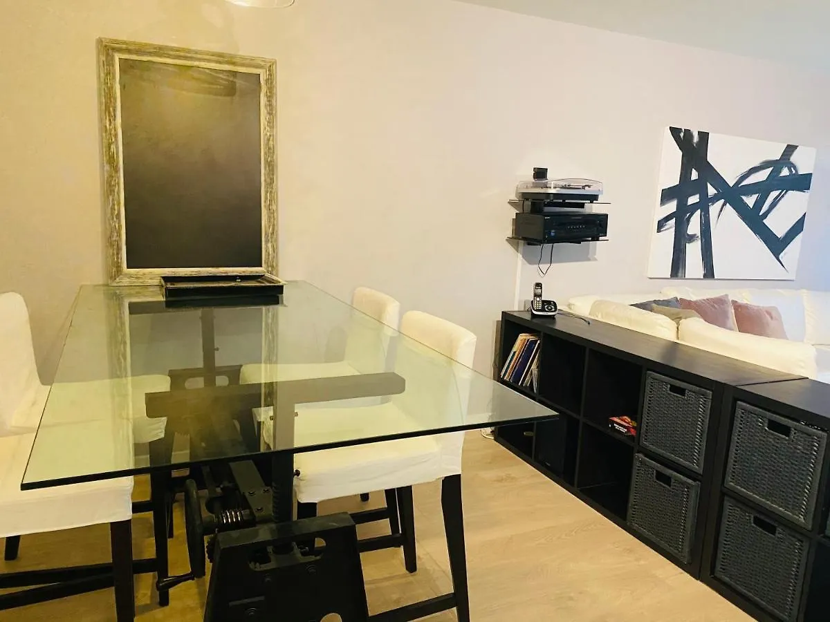 Downtown Heritage Condo With Parking Victoria Apartment
